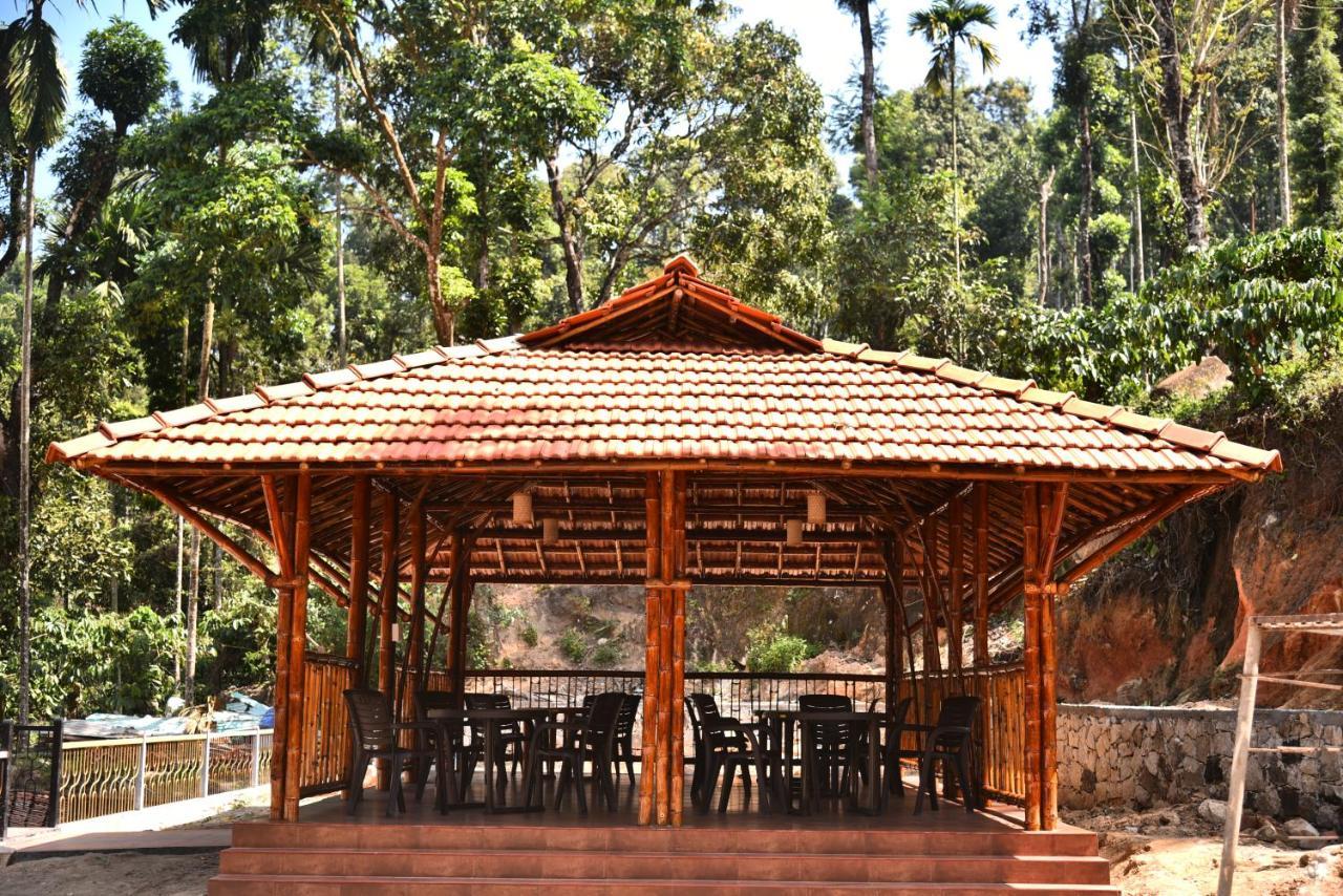 Chembra Adobe Apartment Kalpetta Bagian luar foto